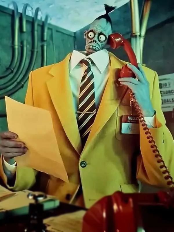 Beetlejuice Shrunken Head Bob Yellow Suit