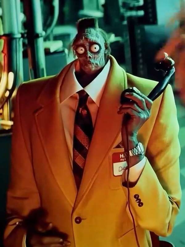Beetlejuice Shrunken Head Bob Yellow Suit