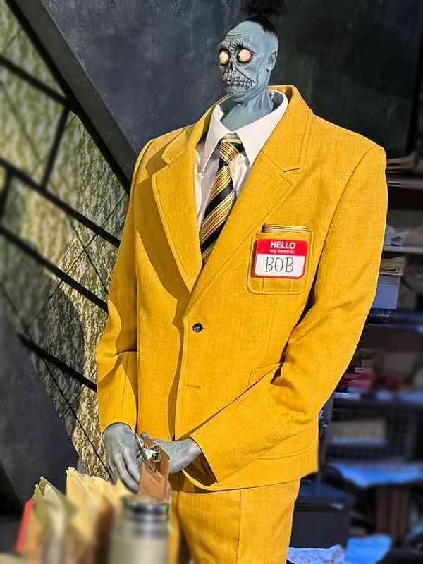 Beetlejuice Shrunken Head Bob Yellow Suit